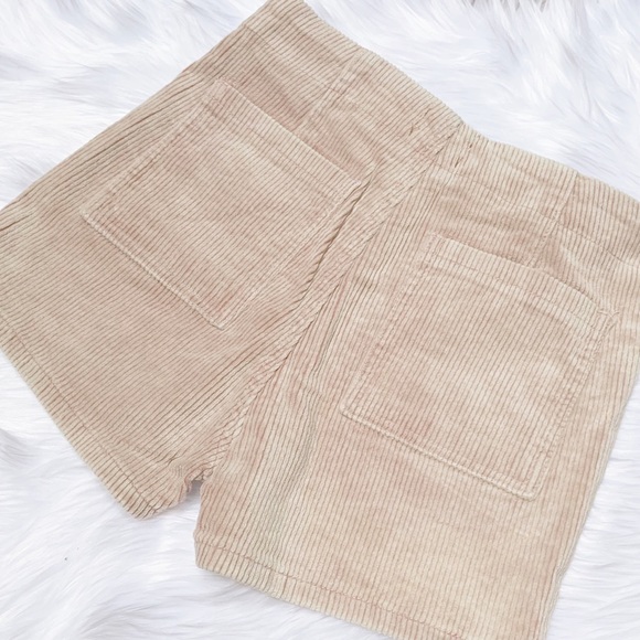 1 S LEFT POL Powder Pink Zip Front Corduroy Shorts - Picture 13 of 15